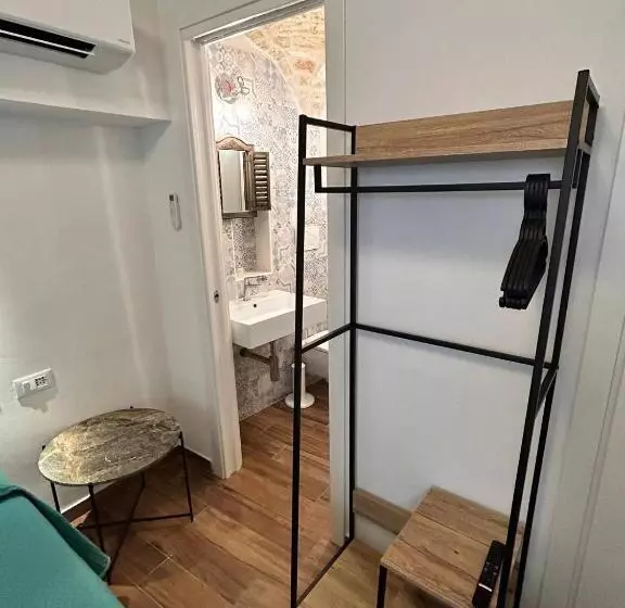 ペンション Home 5   Alcova