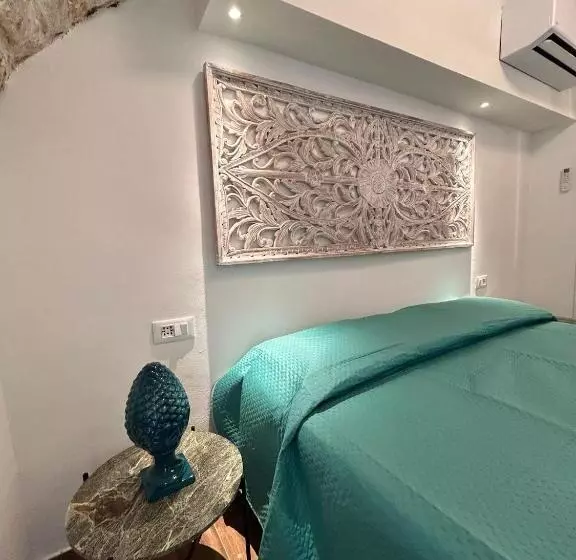 ペンション Home 5   Alcova