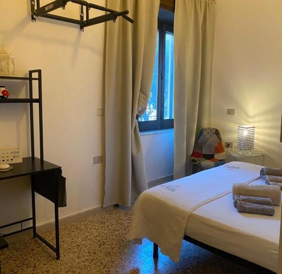 פנסיון La Casa Di Polly