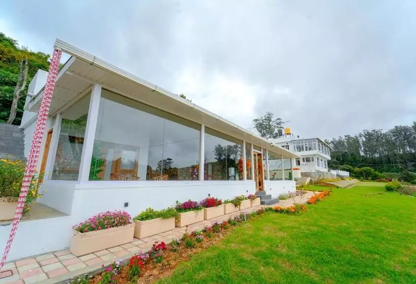 Silent Retreat Ooty Pool Resort By Voye Homes