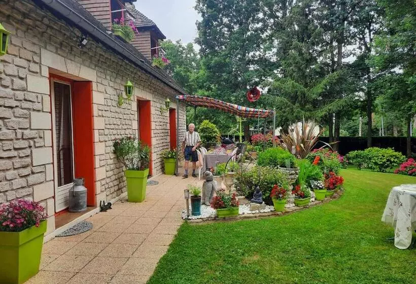 Aamiaismajoitus (B&B) Chambre D Hôte Les Bosquets