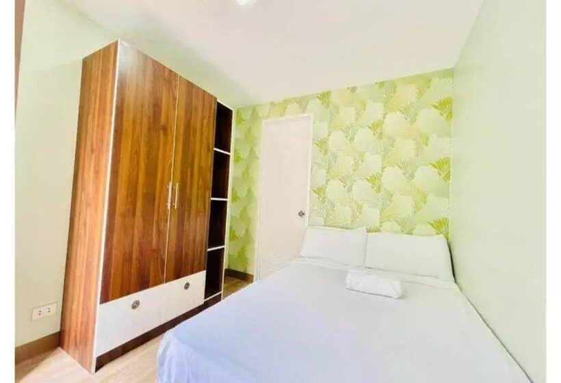 ベッドアンドブレックファースト D Cozy Nest Hostel And Events Place