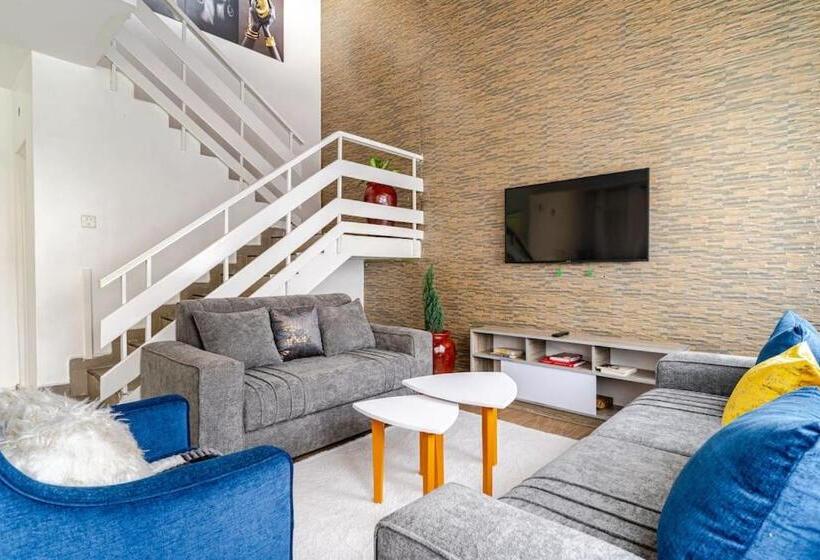 تختخواب و صبحانه Saruni Homes