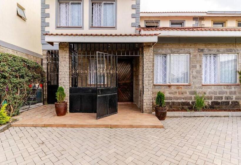 تختخواب و صبحانه Saruni Homes