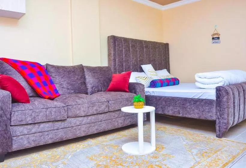 تختخواب و صبحانه Tran Quil Homes