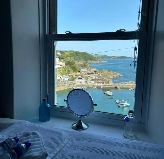 Aamiaismajoitus (B&B) What A View Mevagissey