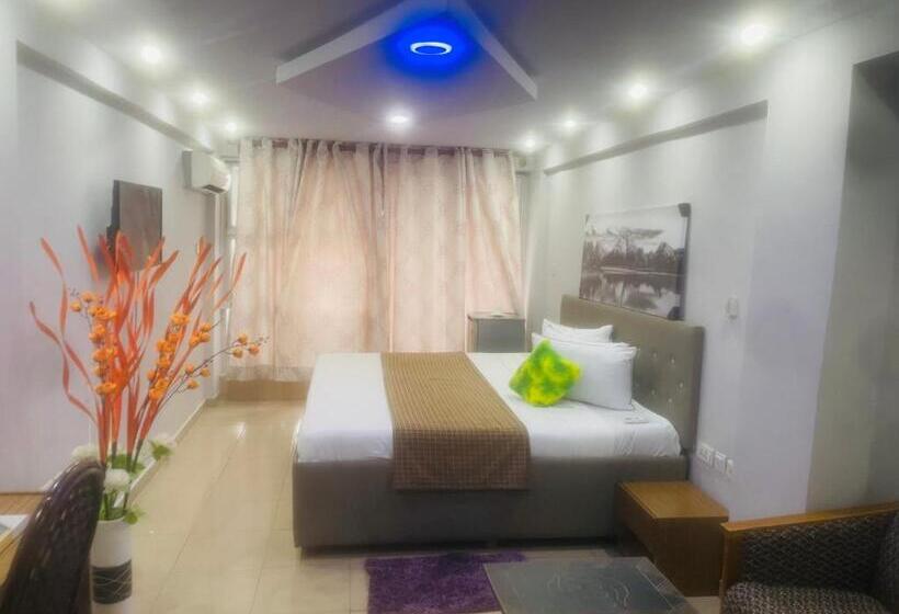 Blue Royal Hotel Conference Resort