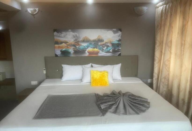 Blue Royal Hotel Conference Resort