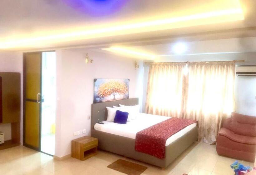 Blue Royal Hotel Conference Resort