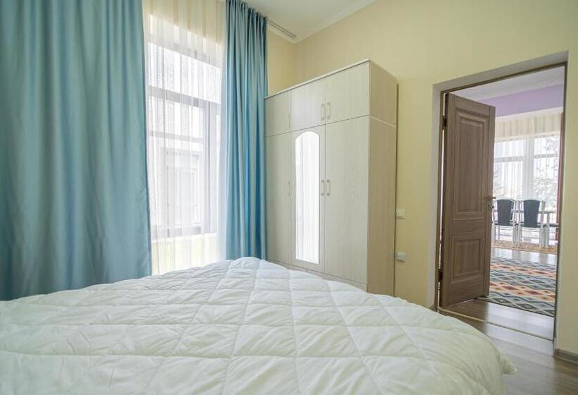 هتل атлантис иссык куль резорт