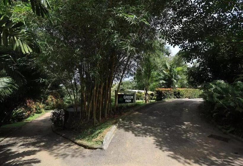 Hotelli Green Path Banquet Hall And Resort