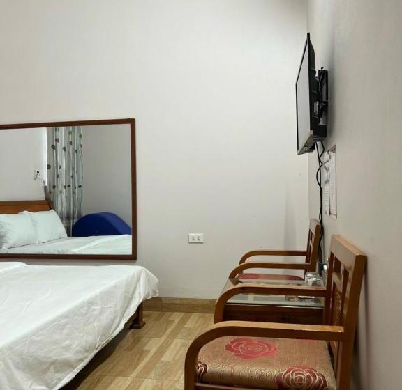 هتل Hoa Quỳnh 2