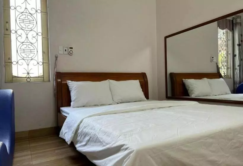 هتل Hoa Quỳnh 2