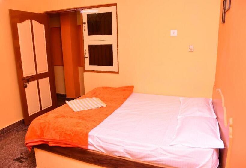 Hotel Malar Restaurant And Rooms