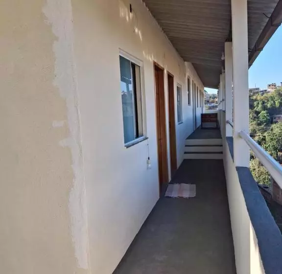 Hotelli Suíte Casa De Luz Lar Na Serra Quarto 01