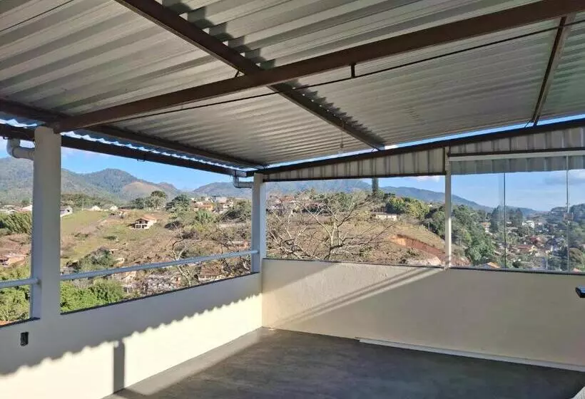 Hotelli Suíte Casa De Luz Lar Na Serra Quarto 01