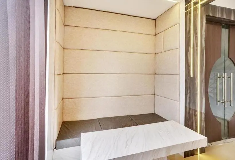 Oyo Hotel Vira