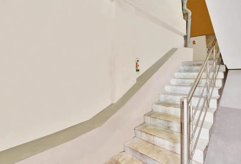 Oyo Hotel Vira