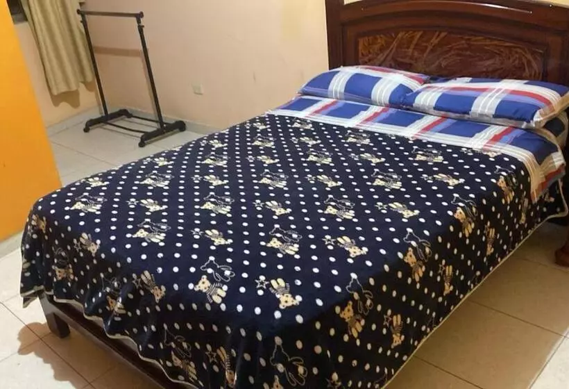 ペンション Hostal Los Anturios