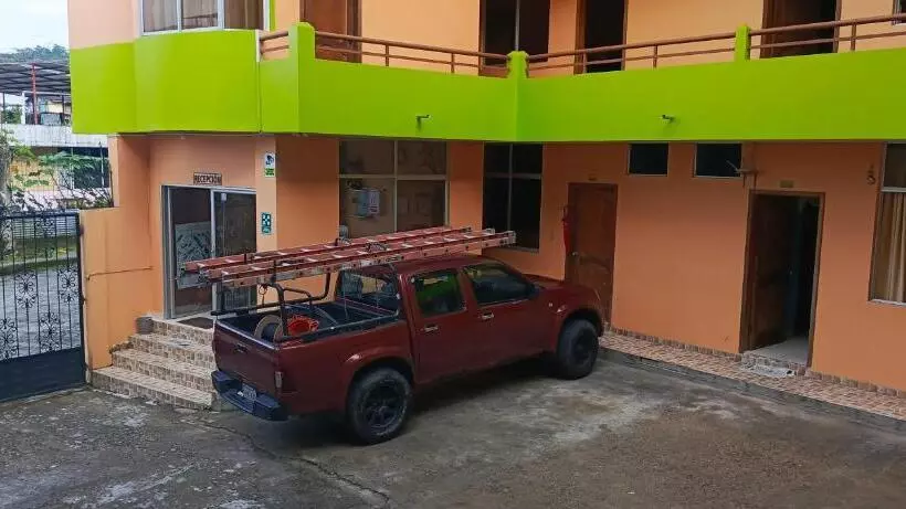 ペンション Hostal Los Anturios
