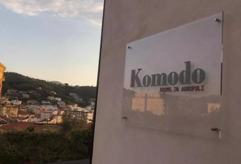 پانسیون Komodo Rooms