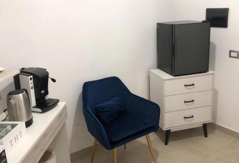 ペンション Komodo Rooms