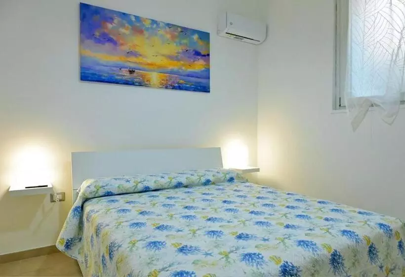 پانسیون Komodo Rooms