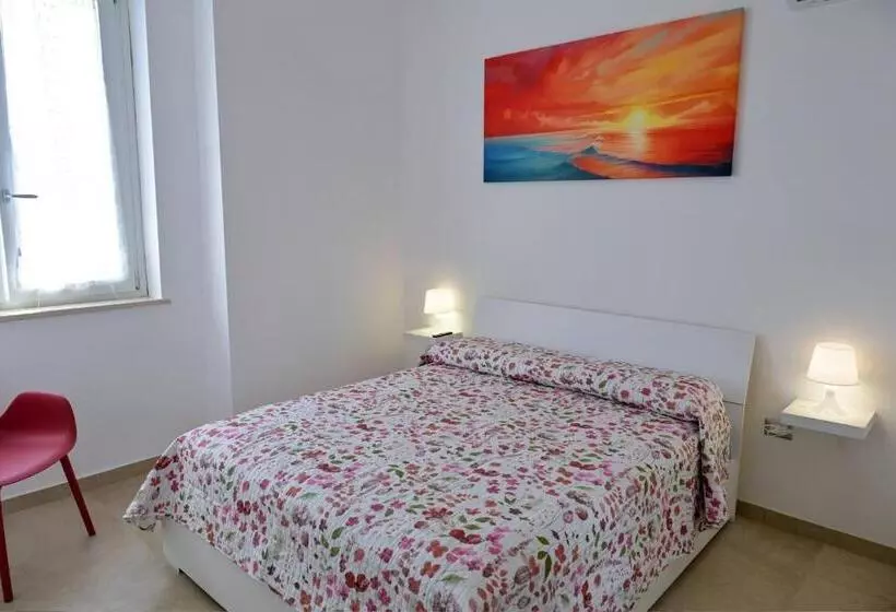 پانسیون Komodo Rooms