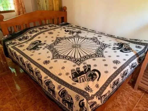 پانسیون Shadow Villa