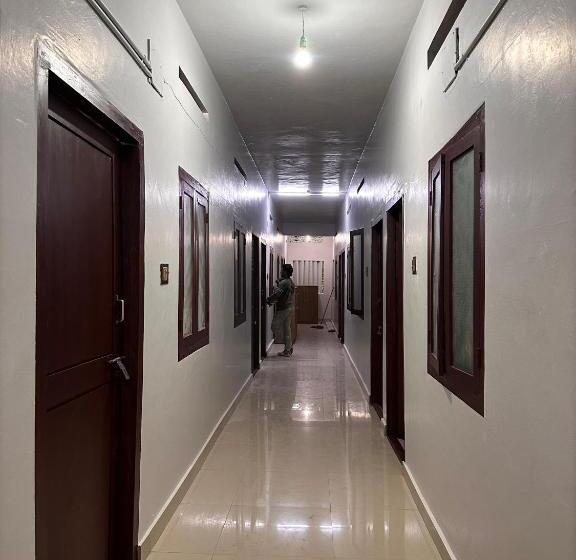 Salwa Mens Hostel