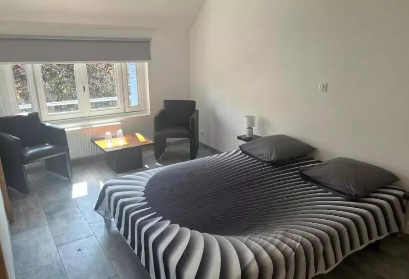 Aamiaismajoitus (B&B) L Entracte