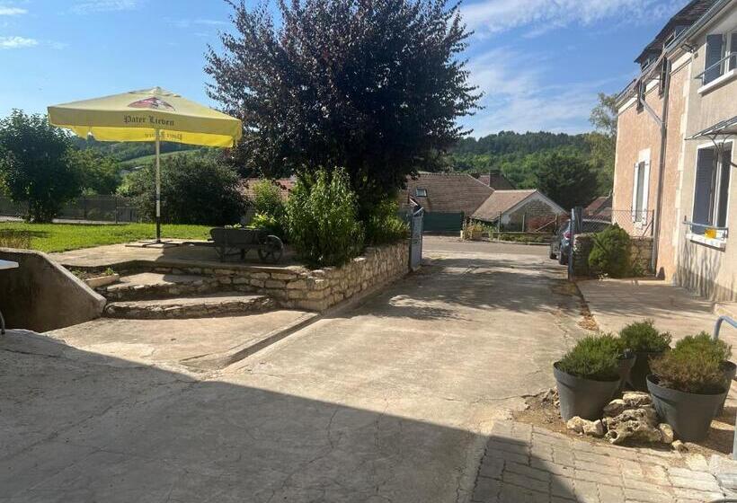 Bed and Breakfast L Entracte