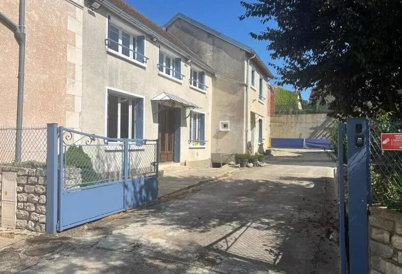 Aamiaismajoitus (B&B) L Entracte