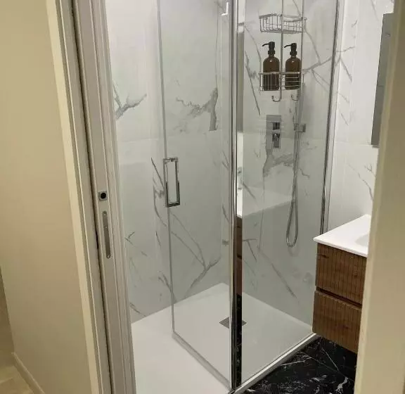 Aamiaismajoitus (B&B) Therma Luxury House