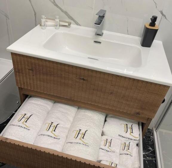 Bed and Breakfast Therma Luxury House