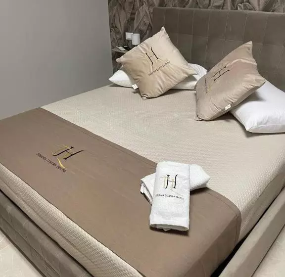 Aamiaismajoitus (B&B) Therma Luxury House