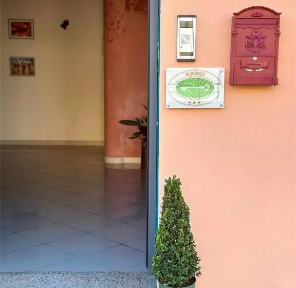 Hotelli Al Gallo Trattoria E Locanda