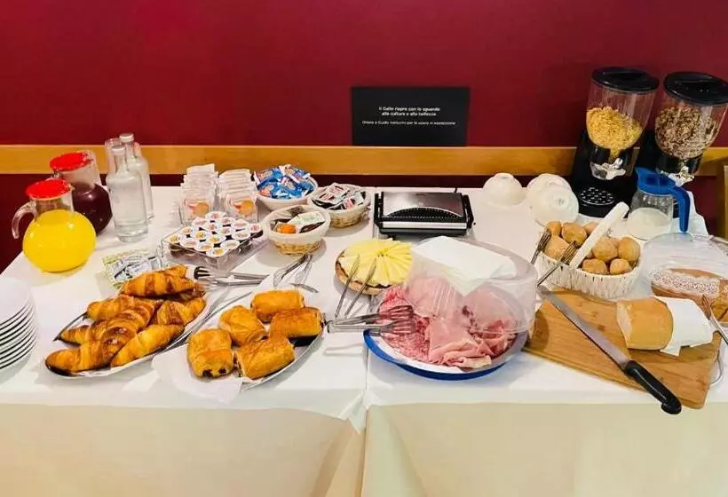 Hotelli Al Gallo Trattoria E Locanda