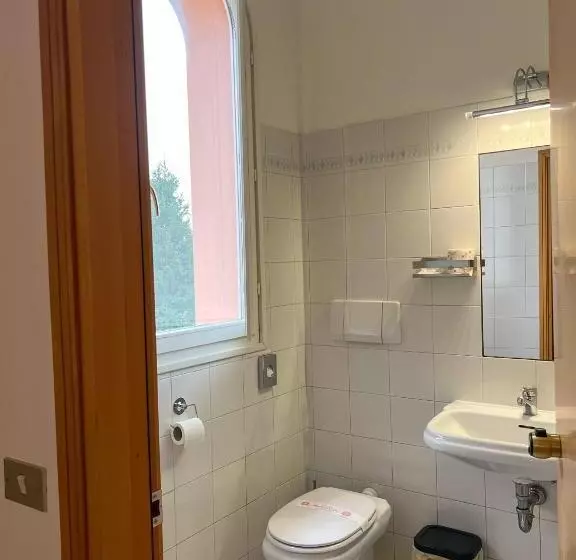 Hotelli Al Gallo Trattoria E Locanda