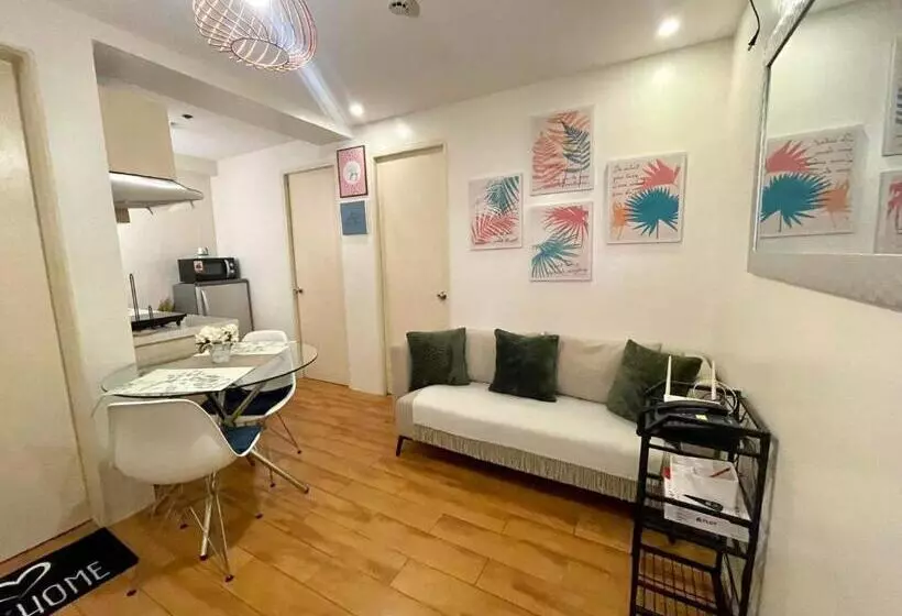 カプセルホテル Noelz Staycation