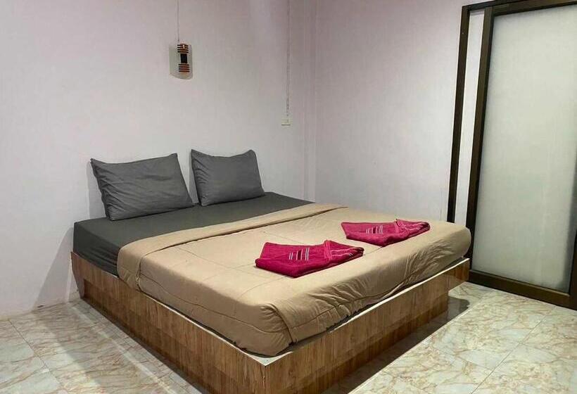 هتل Oyo 75524 Sk Resort