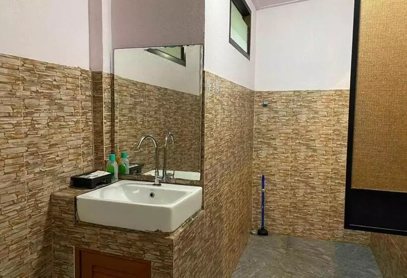 Hotelli Oyo 75524 Sk Resort