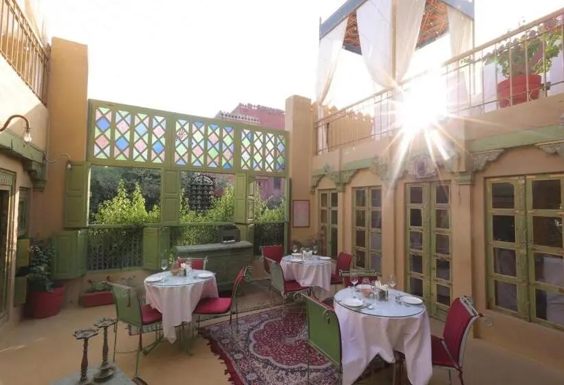 ホテル Partap Mahal