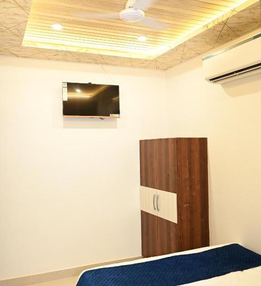 Fabhotel The Pleasure Stay