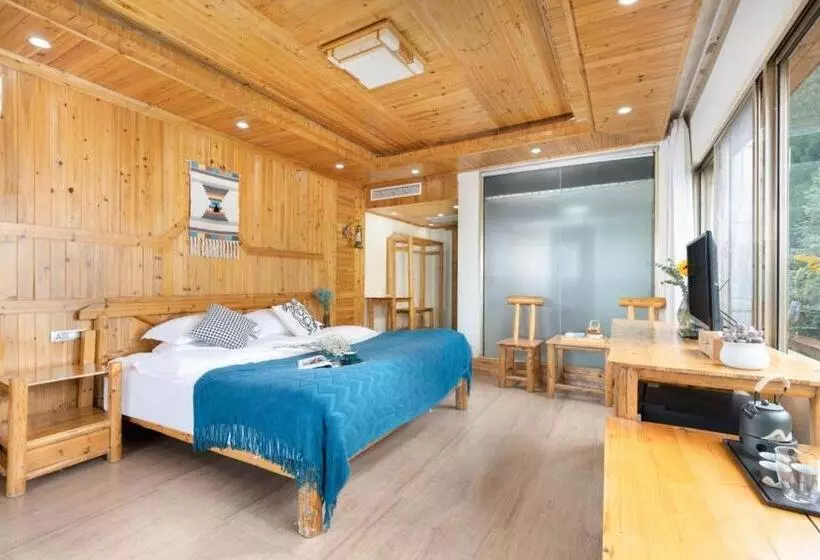 Longji Panorama Hotel 龙脊全景楼大酒店