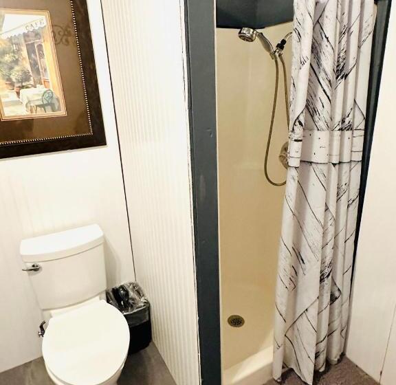 ペンション Acorn Hideaways Canton Nostalgic Family Sized Suite, Sleeps 5