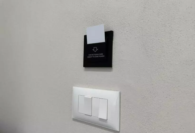 پانسیون Aloju Rooms