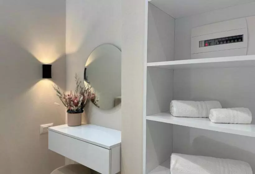 پانسیون Aloju Rooms