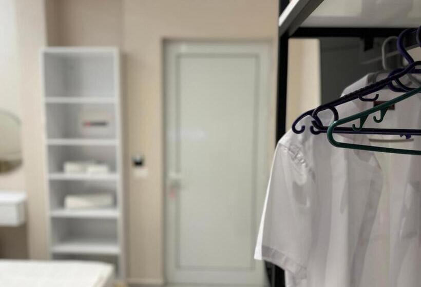 بنسيون Aloju Rooms