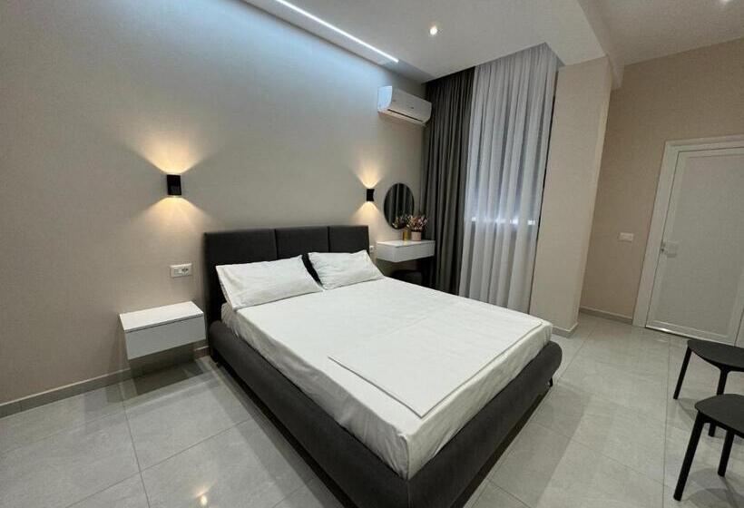 بنسيون Aloju Rooms